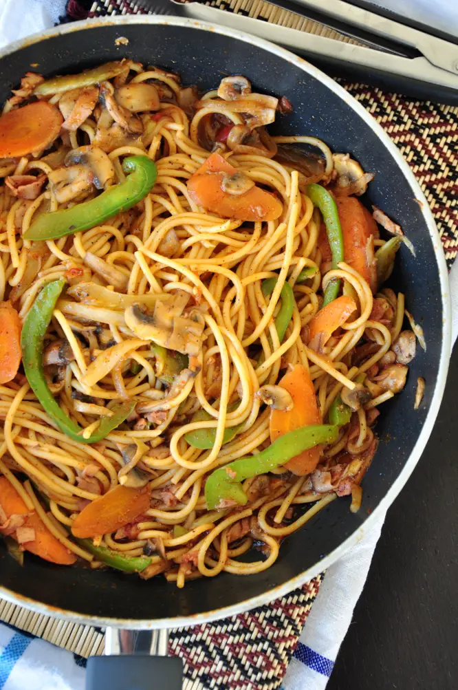 Mom's Stir-fried Spaghetti