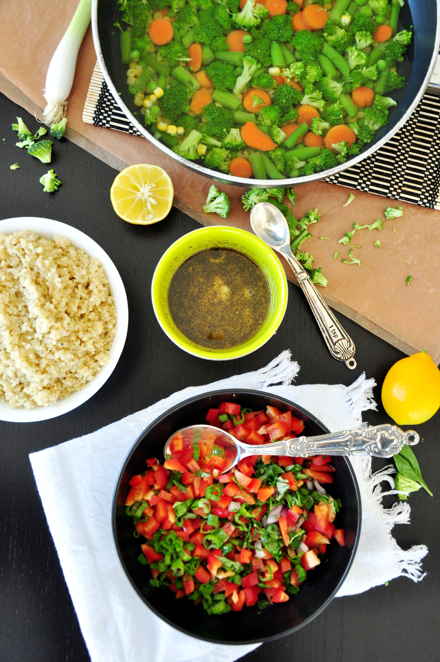 Packed with a variety of vegetables and herbs along with a simple & delicious lemon Dijon dressing, this vegan quinoa bowl is rich in flavor and nutrients.