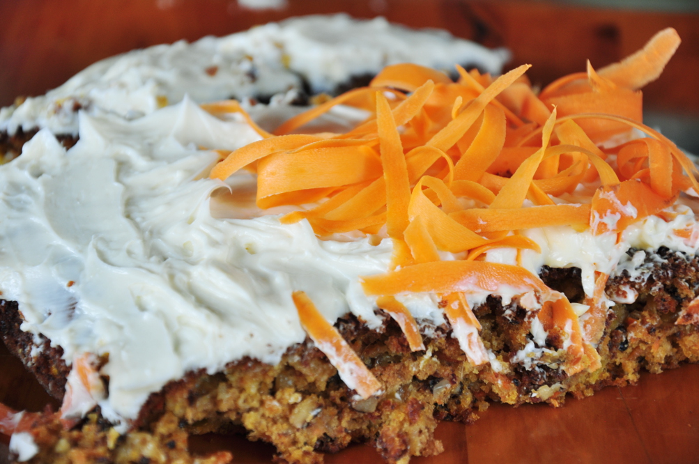 Carrot Cake (cut)