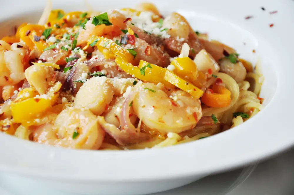 30-Min Shrimp and Scallop Scampi - StreetSmart Kitchen