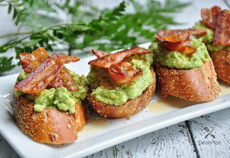 Avocado Toast with Bacon and Maple Syrup -2