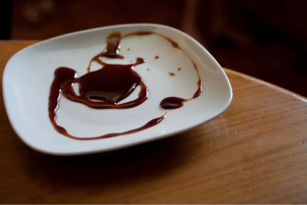 balsamic vinegar on a plate