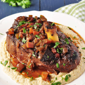 Braised Leg of Lamb with Red Wine Sauce