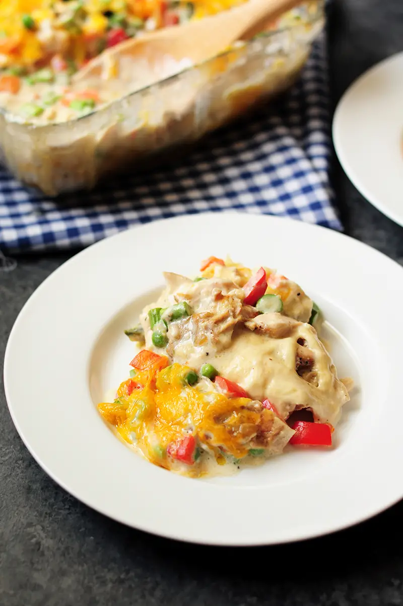 Chicken Primavera rolled up in crescent rolls and covered with a delicious layer of creamy vegetables, this crescent bake is not your average casserole!