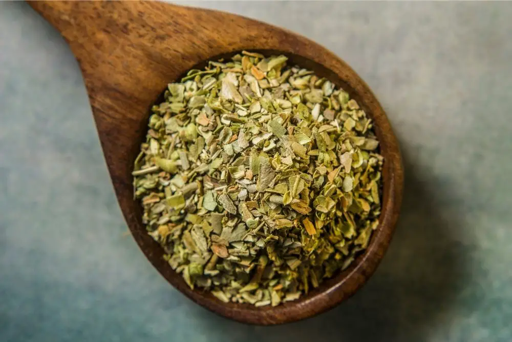 a spoonful of dried oregano