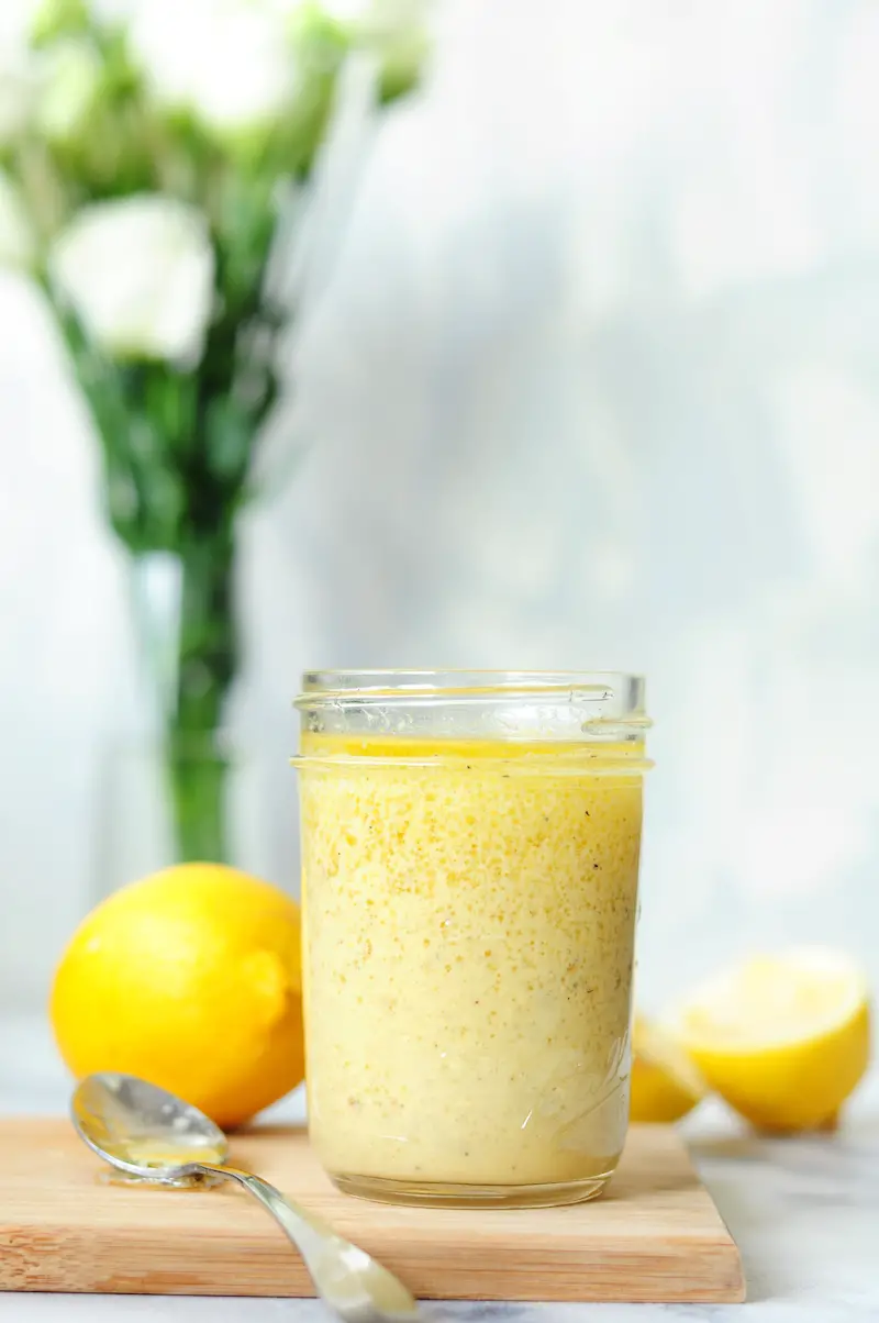 Fresh and flavorful, this easy lemon vinaigrette dressing can be whipped up in just 5 minutes. It’s plant-based, sugar-free, and rich in healthy fats and vitamin C.