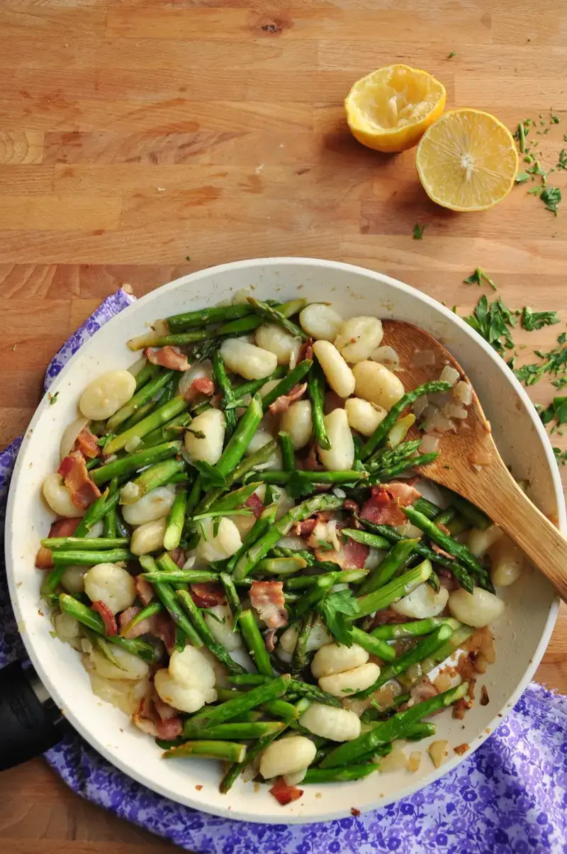 Gnocchi with Asparagus and Bacon