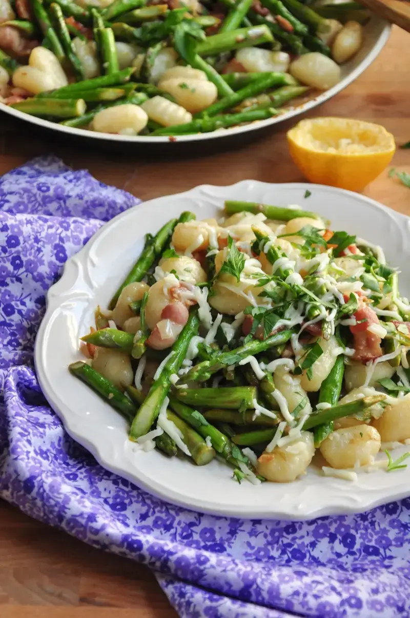 Gnocchi with Asparagus and Bacon