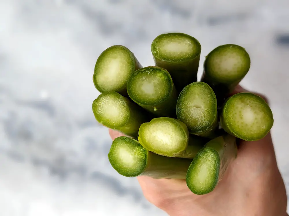 Green asparagus ends trimmed