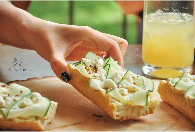 Hummus & Cucumber Toast