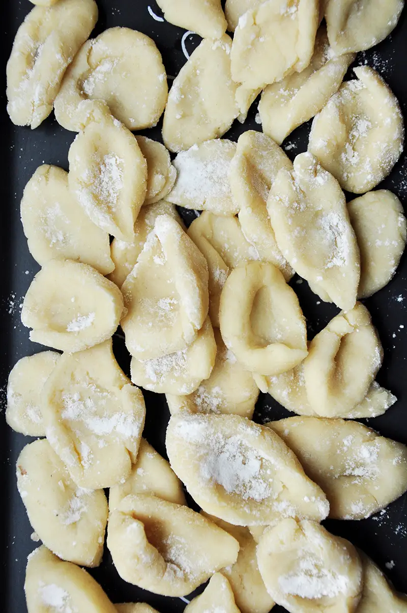 Do you want to cook an amazing Italian dish from scratch, but without hours of prep work? This quick potato gnocchi recipe could be just what you (and your taste buds) are looking for.