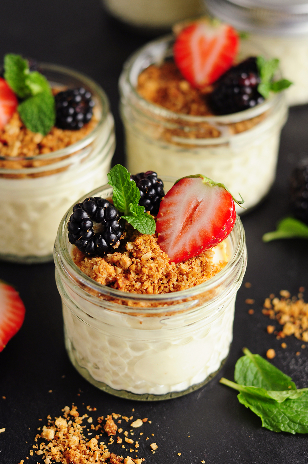 Slow Cooker Cheesecake in a Jar - Sprinkle Bakes