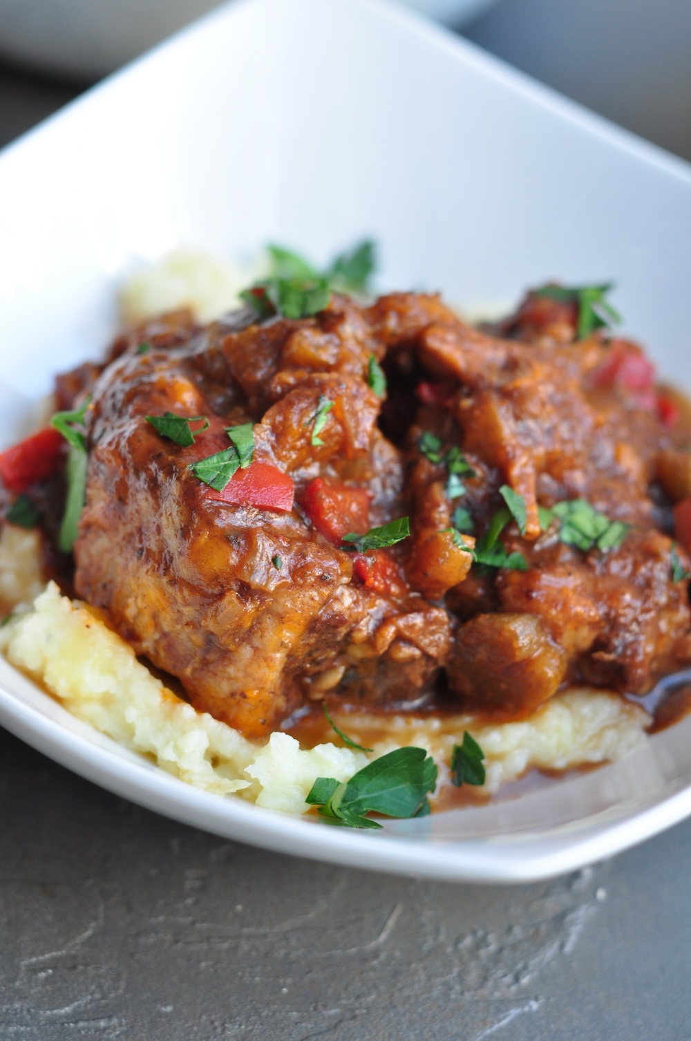Discover the ultimate sous vide oxtail stew recipe—fall-off-the-bone tender after 14 hours in a rich red wine sauce. Perfect for cozy dinners.