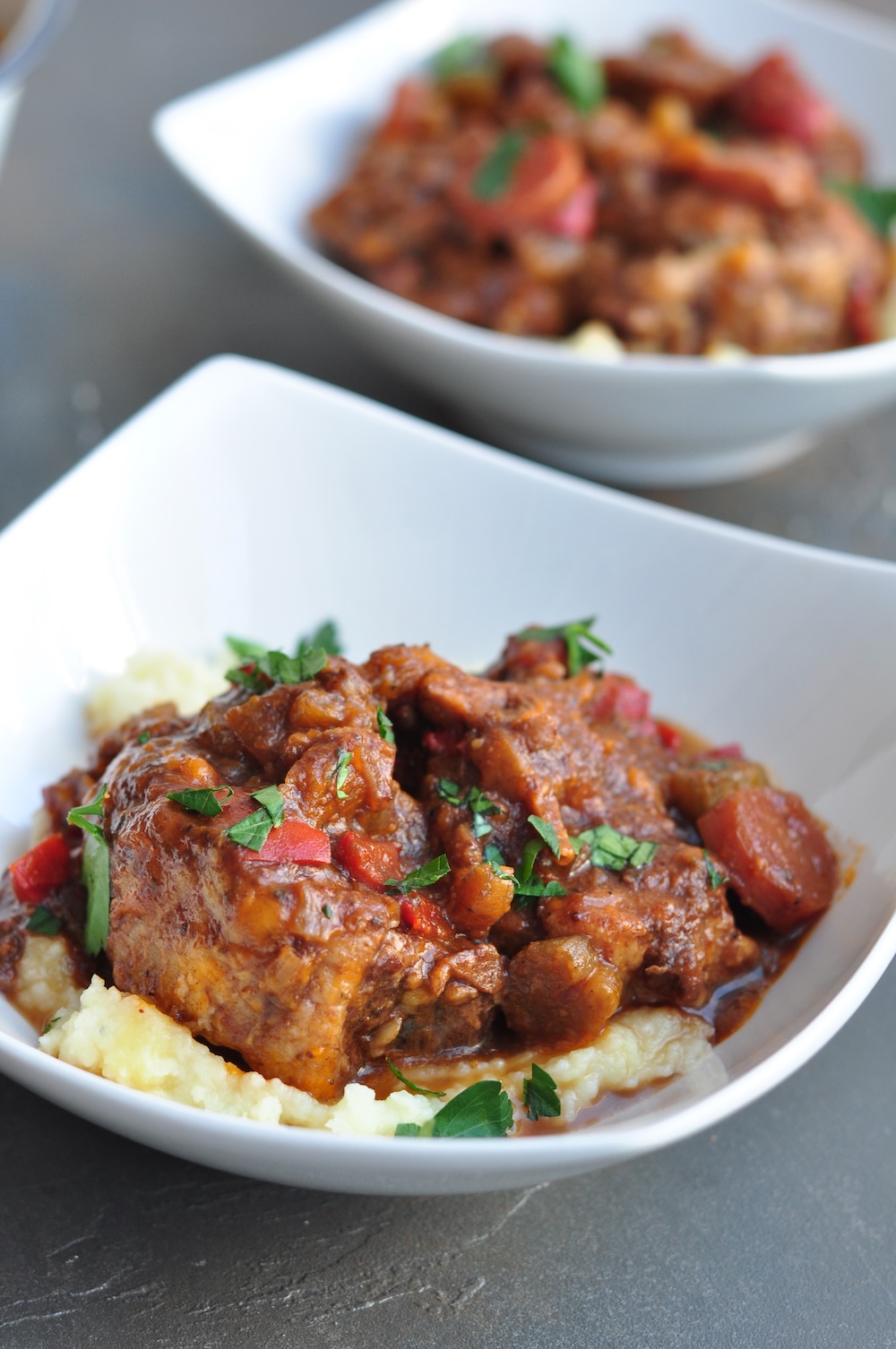 Discover the ultimate sous vide oxtail stew recipe—fall-off-the-bone tender after 14 hours in a rich red wine sauce. Perfect for cozy dinners.