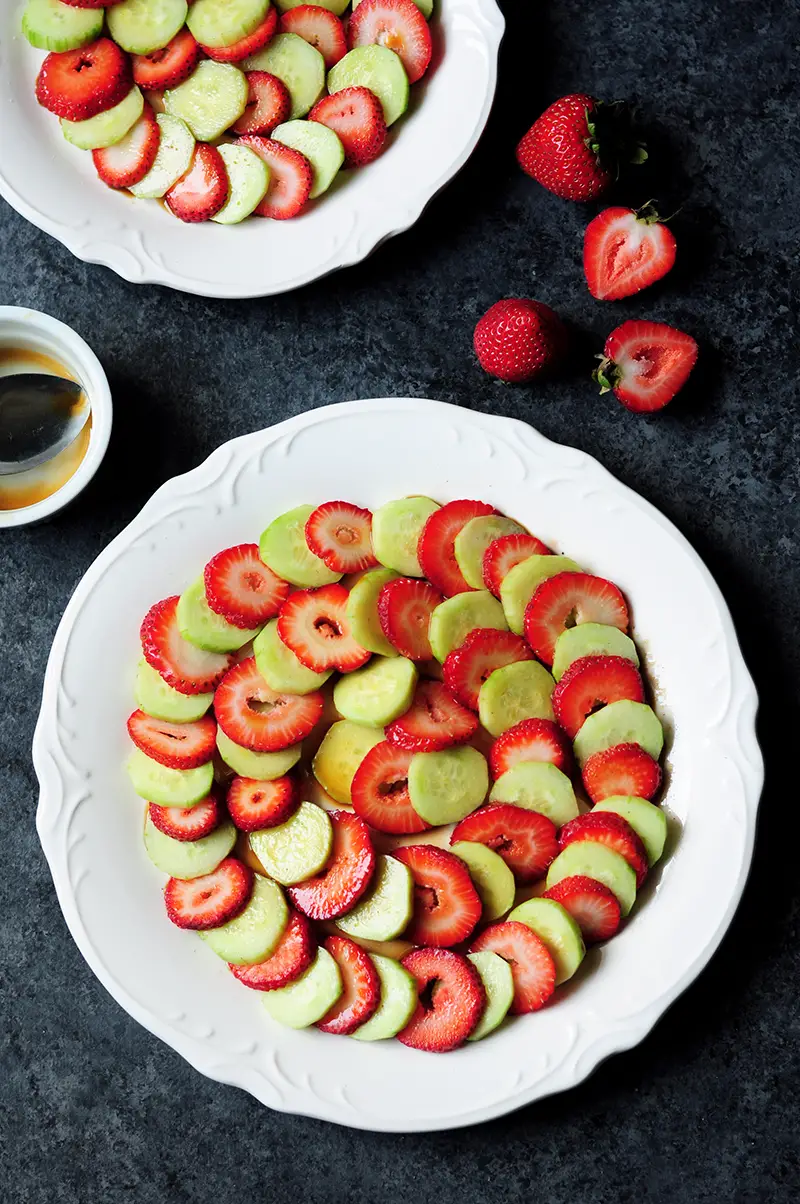 Take a break from the usual salads with this refreshing strawberry cucumber salad with a mix of colors, flavors, and textures, which is perfect for summer.